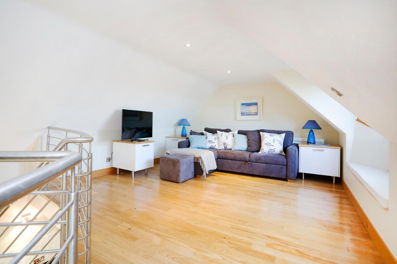 Joivy Unique Mezzanine Apartment In St Andrews St. Andrews Exterior photo